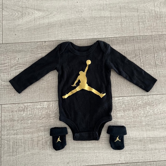 Jordan Baby Jumpman Bodysuit and Booties; Black and Gold (6-12 months) - Picture 1 of 3